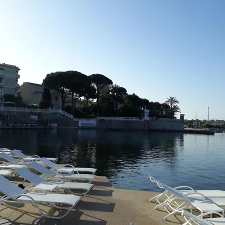 Le Val D'esterel Antibes